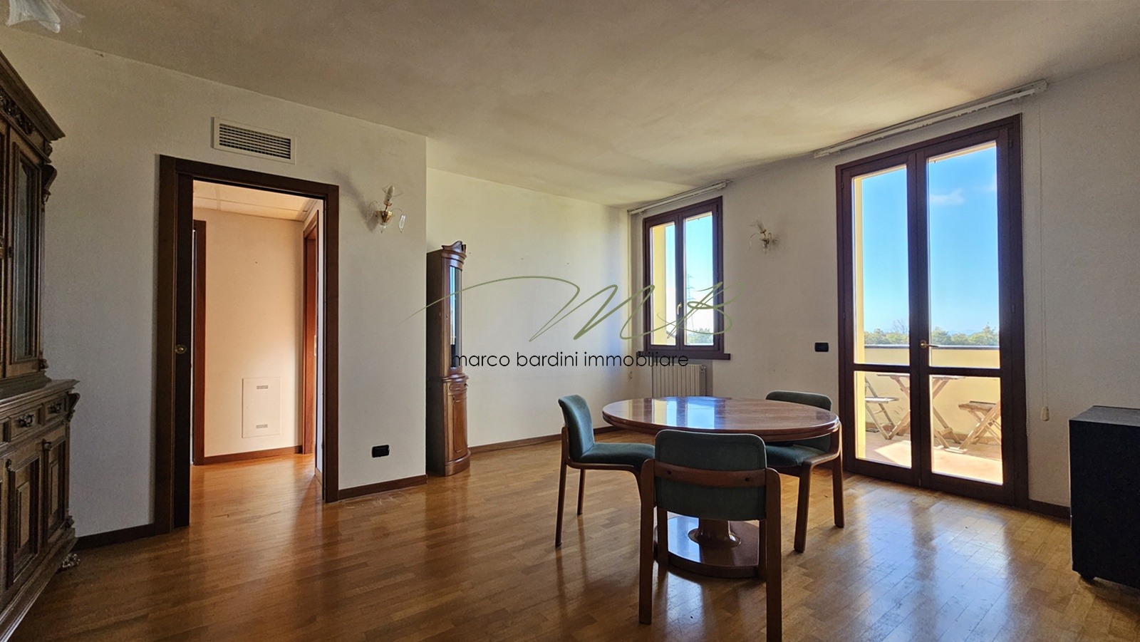 Luminoso trilocale con terrazzi a Parma Mia